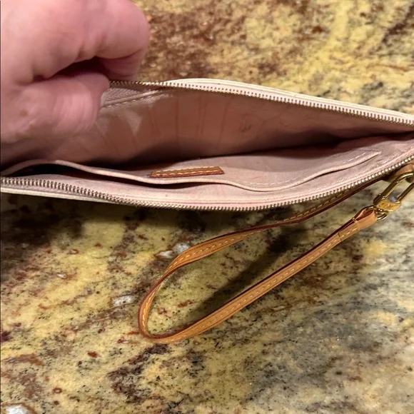 Louis Vuitton Damier Azur Wristlet Clutch - Picture 4 of 15